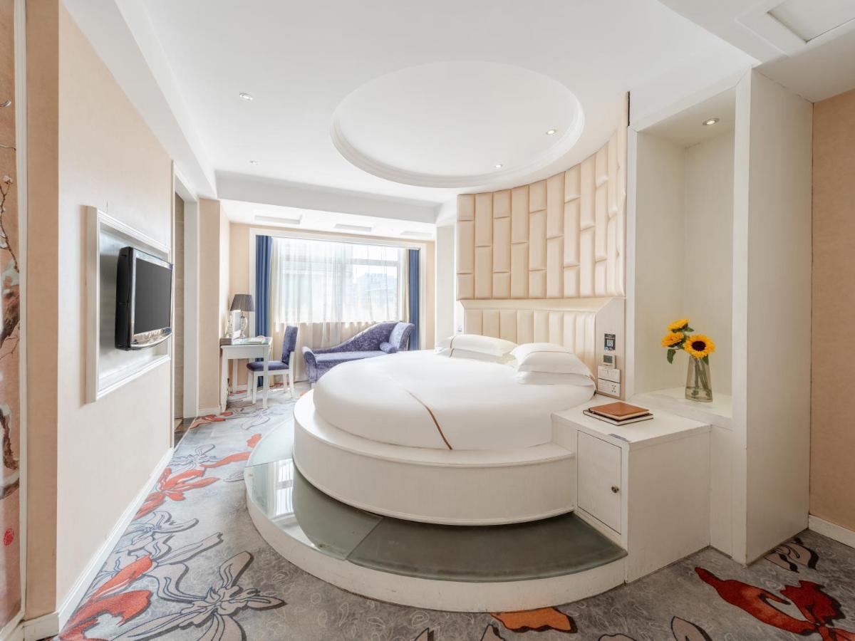 Lingshang Hotel อี้วู ภายนอก รูปภาพ